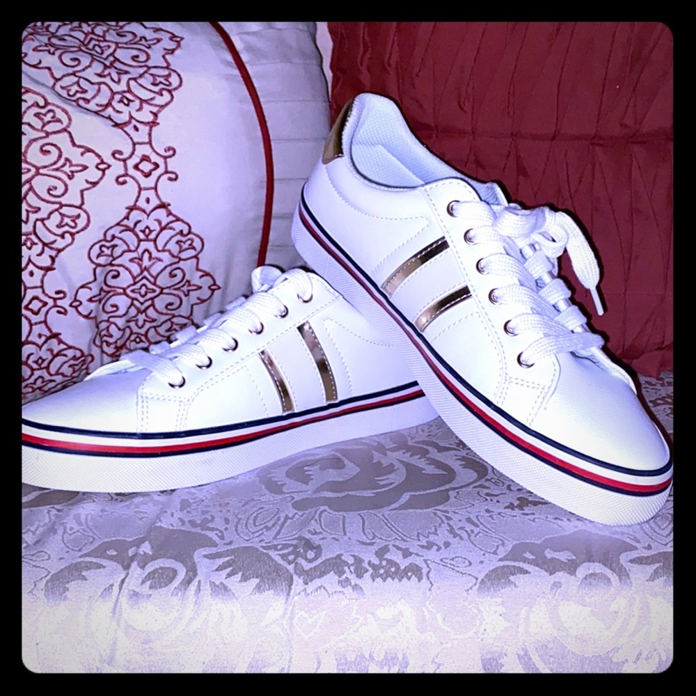 Tommy Hilfiger Shoes